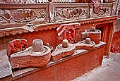 Varanasi -  Shiva lingam 